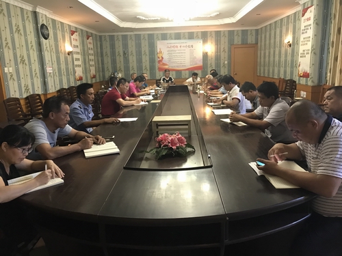 1党课现场.jpg 1党课现场.jpg