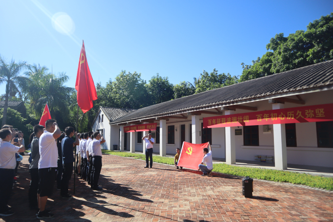 微信图片_20210618170241_编辑.jpg
