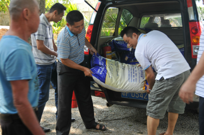 DSC_3862_meitu_2.jpg DSC_3862_meitu_2.jpg